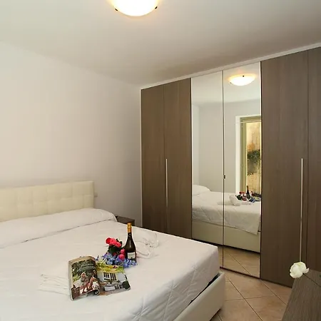 Apartment Gittana Sleeps 4 Pool