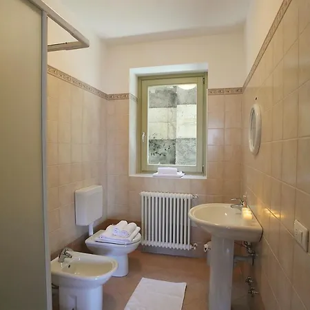 Apartment Gittana Sleeps 4 Pool Perledo